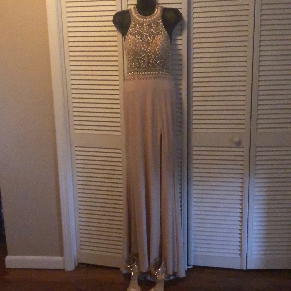Prom Dress - Picture 5 of 8